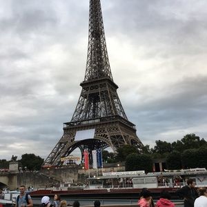 Meet your Posher, Henry